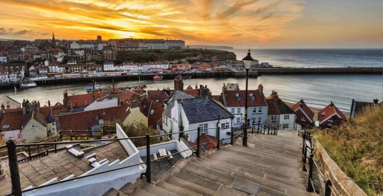 Cottages-Whitby - Bishops Cottage วิทบี ภายนอก รูปภาพ